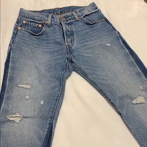 Levi’s 501 straight leg jean size 26